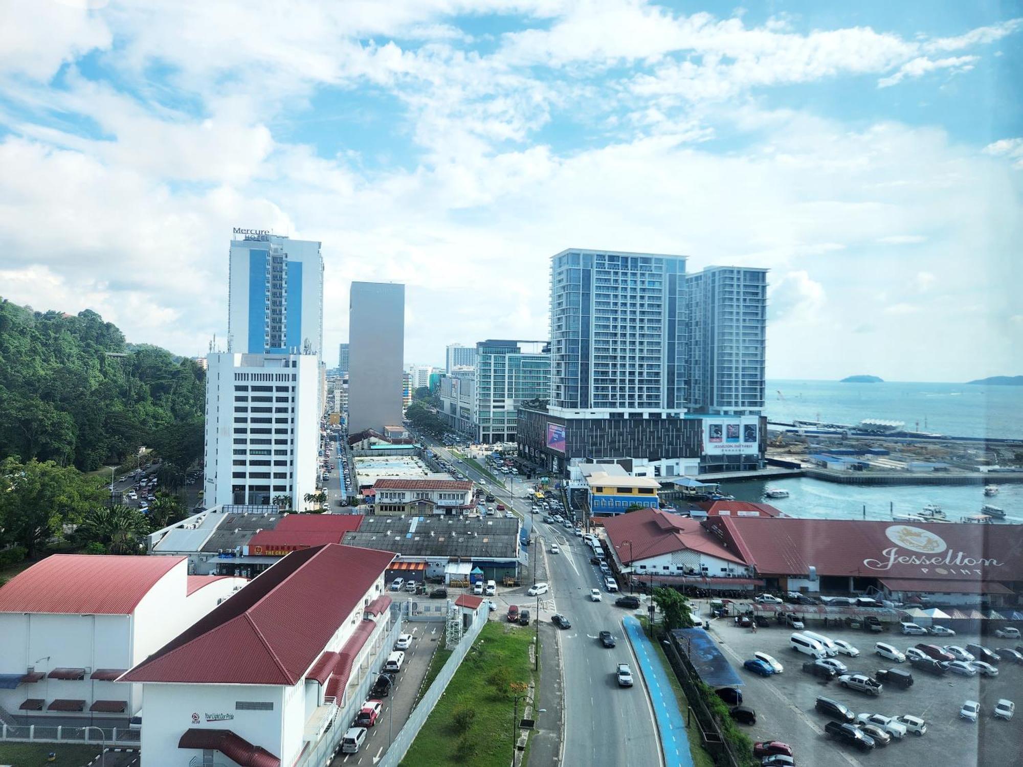 Jesselton Quay Kota Kinabalu City Centre By Lw Suites Szoba fotó