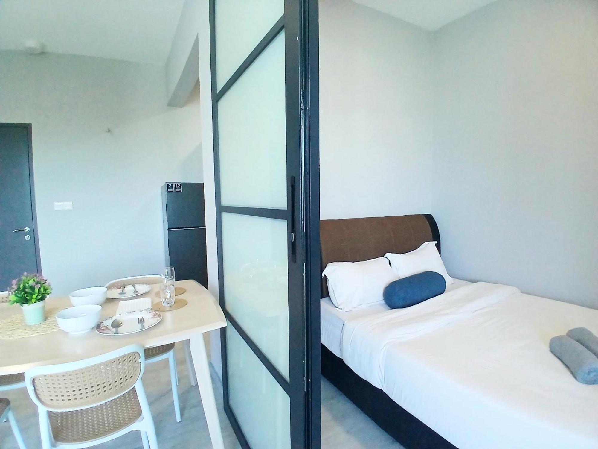 Jesselton Quay Kota Kinabalu City Centre By Lw Suites Szoba fotó